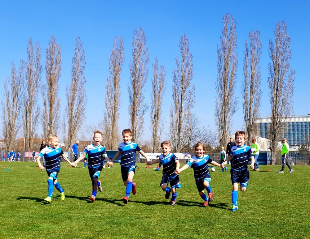 Ronk 2011: Prvn jarn soutn zpas