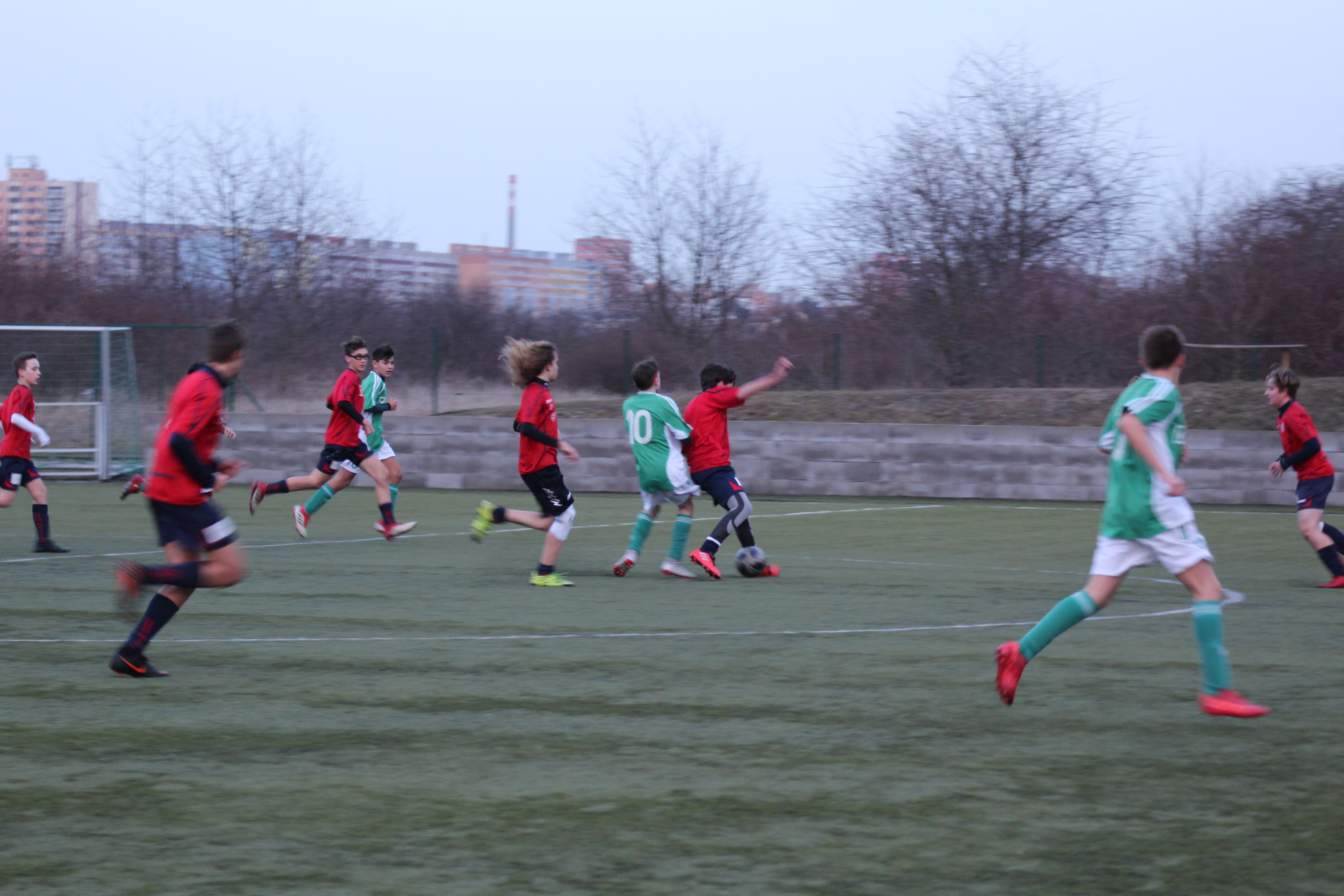 Ronk 2004: Osm vstelench branek